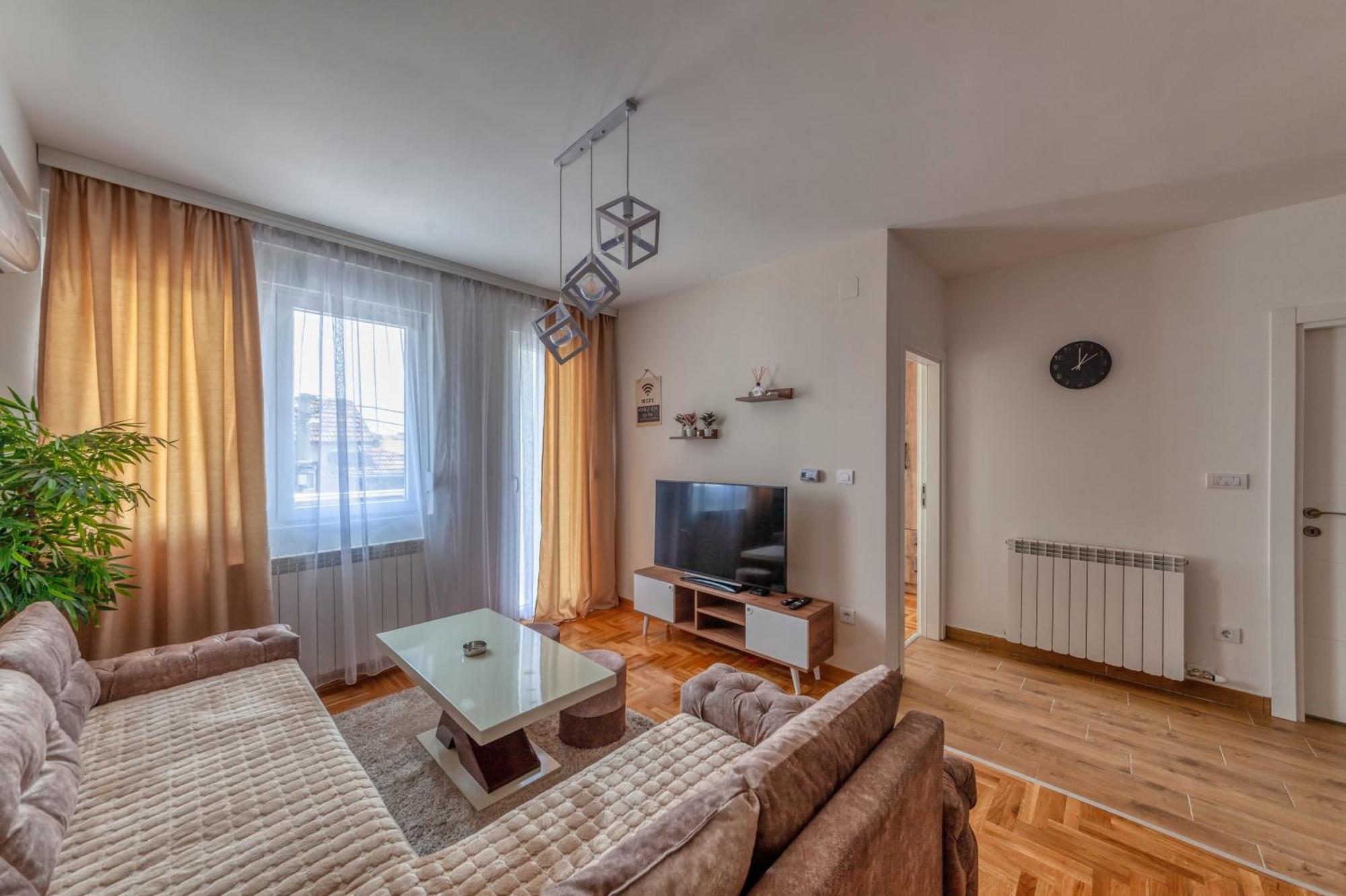 Maker M Lägenhet Belgrad Exteriör bild