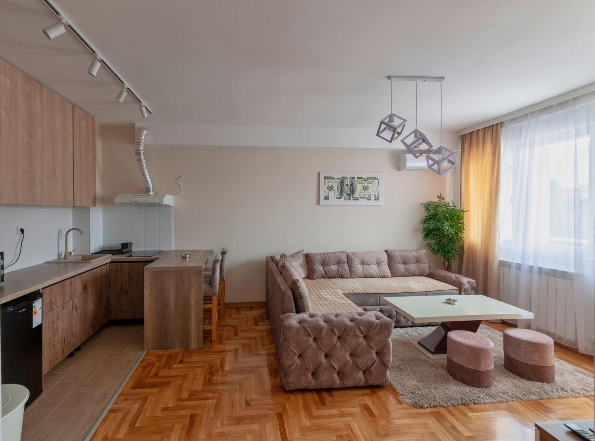 Maker M Lägenhet Belgrad Exteriör bild